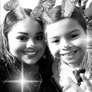 Meet your Posher, Roxana